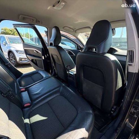 Volvo V70 2013 - фото 16