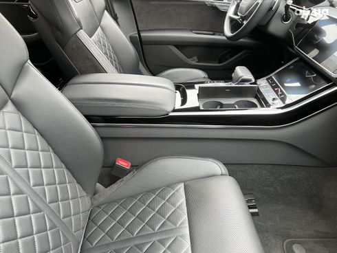 Audi A8 2021 - фото 8