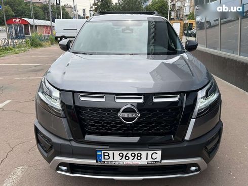 Nissan Pathfinder 2023 - фото 8