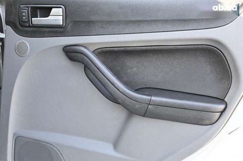Ford Focus 2009 - фото 25