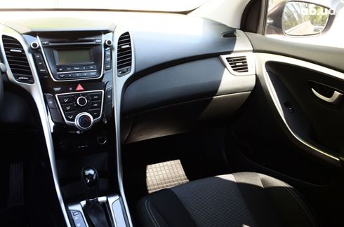 Hyundai i30 2012 коричневый - фото 9