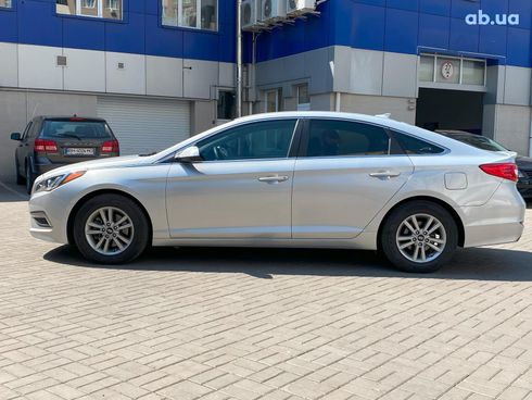 Hyundai Sonata 2015 серый - фото 7