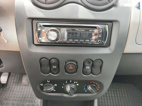 Dacia Sandero 2009 - фото 14