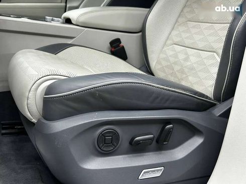 Volkswagen Touareg 2020 - фото 9