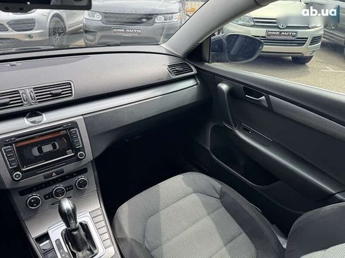 Volkswagen Passat 2011 - фото 30