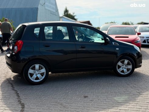 Chevrolet Aveo 2009 черный - фото 8
