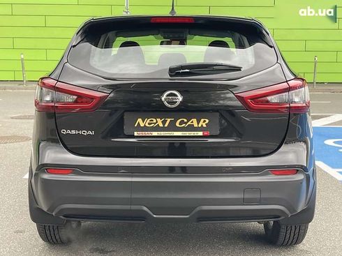 Nissan Qashqai 2021 - фото 14