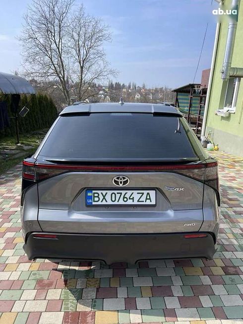 Toyota bZ 2023 - фото 3