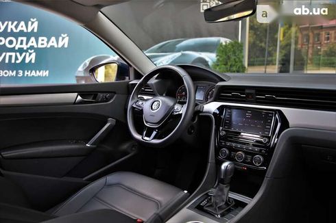 Volkswagen Passat 2021 - фото 10