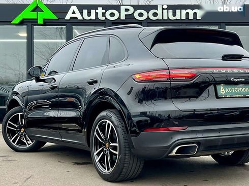 Porsche Cayenne 2018 - фото 16