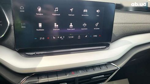 Skoda Octavia 2021 - фото 3
