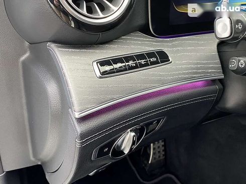 Mercedes-Benz AMG GT 4 2018 - фото 17