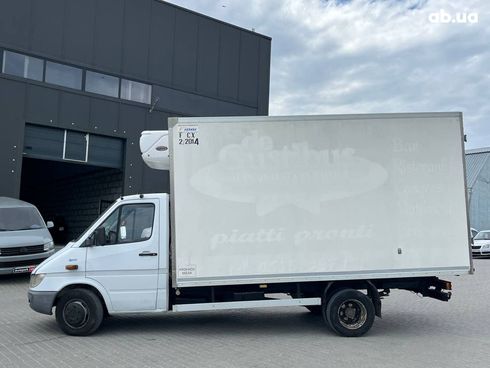 Mercedes-Benz Sprinter 616 2005 белый - фото 22