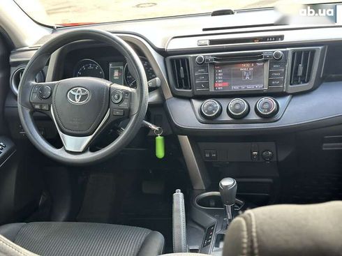 Toyota RAV4 2016 - фото 30