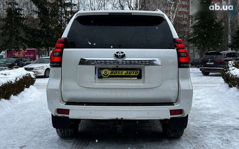 Toyota Land Cruiser Prado 2020 - фото 6