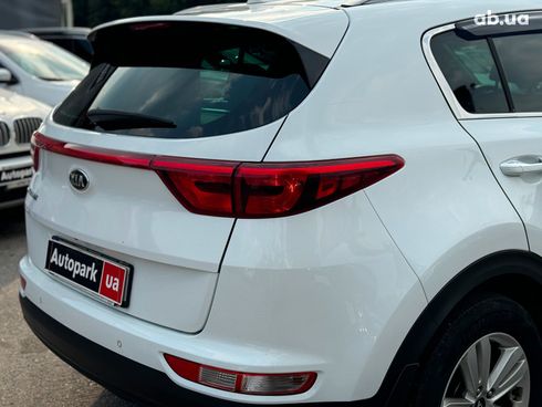 Kia Sportage 2016 белый - фото 9