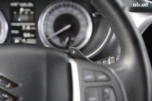 Suzuki Vitara 2021 - фото 18