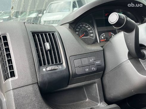 Citroёn Jumpy 2019 белый - фото 19