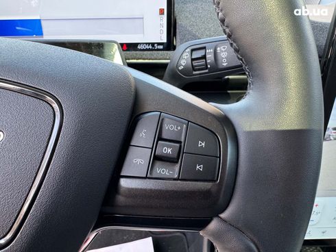 Ford Mustang Mach-E 2021 белый - фото 98