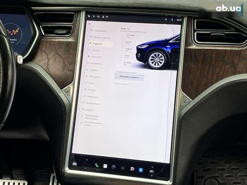 Tesla Model X 2016 - фото 22