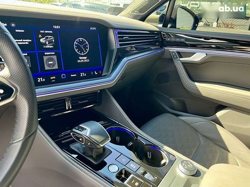 Volkswagen Touareg 2023 - фото 26