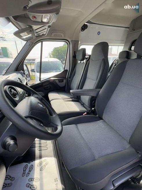 Renault Master 2018 - фото 16