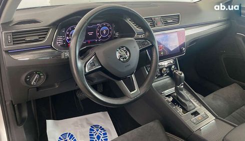 Skoda Superb 2020 - фото 6
