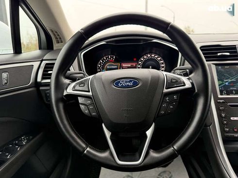 Ford Mondeo 2015 - фото 15