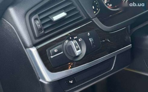BMW 5 серия 2015 - фото 11