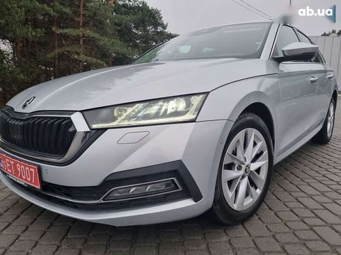 Skoda Octavia 2021 - фото 12