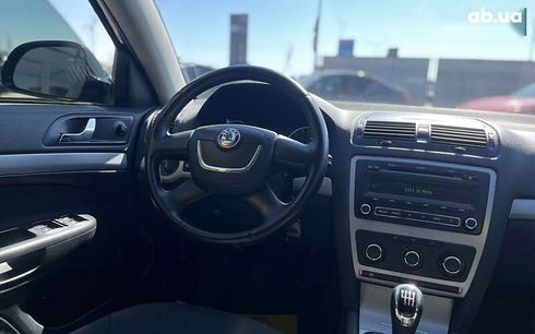 Skoda Octavia 2012 - фото 21