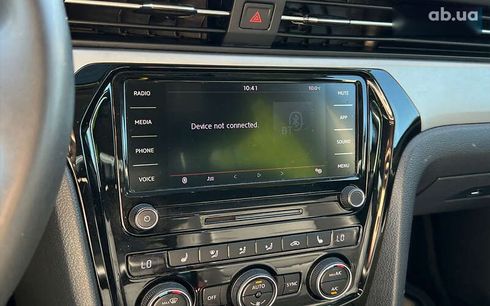 Volkswagen Passat 2020 - фото 22
