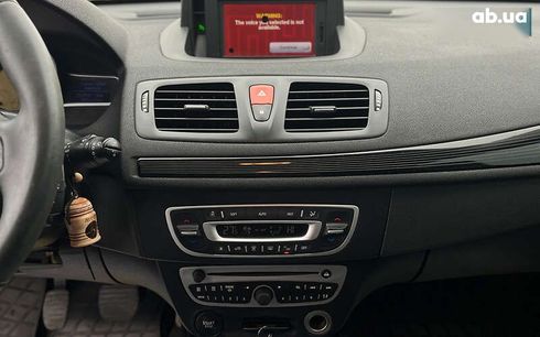 Renault Megane 2010 - фото 24