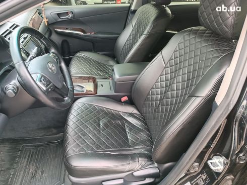 Toyota Camry 2017 черный - фото 13