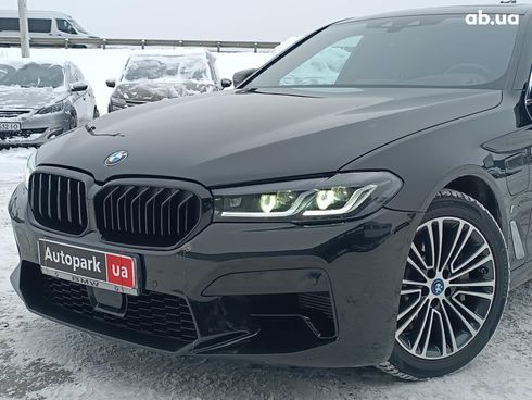 BMW 5 серия 2017 черный - фото 20