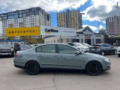 Volkswagen Passat 2009 - фото 11