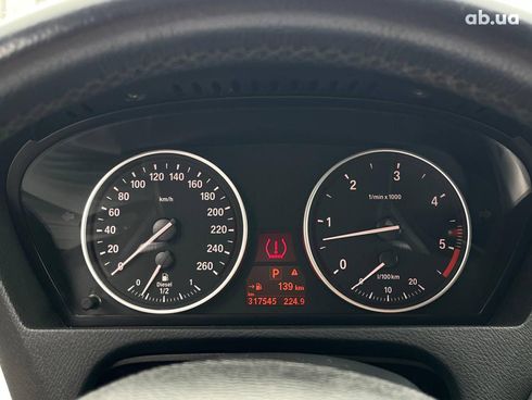 BMW X5 2010 серый - фото 19