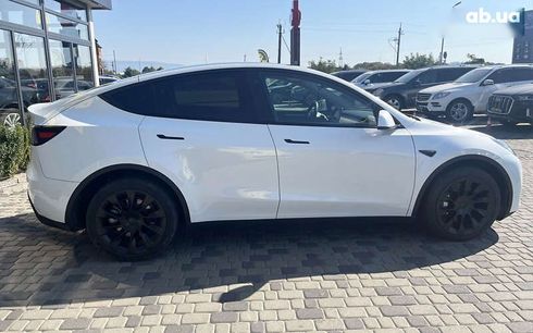 Tesla Model Y 2023 - фото 8