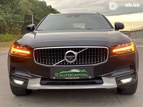 Volvo V90 Cross Country 2018 - фото 18