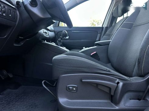 Renault Scenic 2009 - фото 29