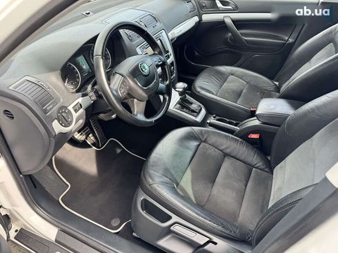 Skoda Octavia 2011 - фото 16