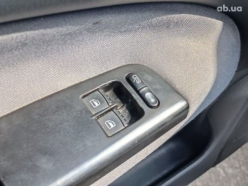 Skoda Octavia 2007 белый - фото 16