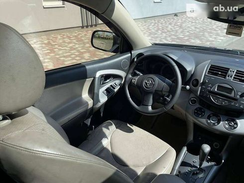 Toyota RAV4 2008 - фото 9