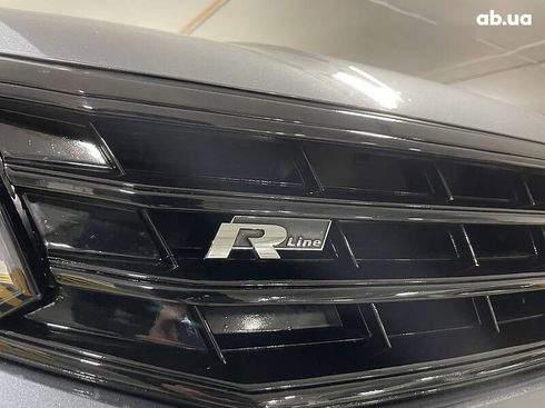 Volkswagen Passat 2017 - фото 17
