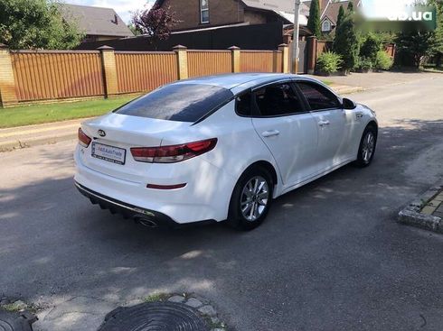 Kia K5 2017 - фото 8