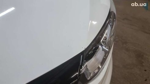 Renault Megane 2019 - фото 14