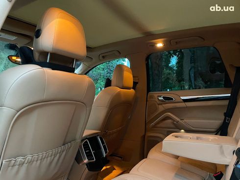 Porsche Cayenne 2017 черный - фото 27