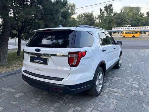 Ford Explorer 2018 - фото 14