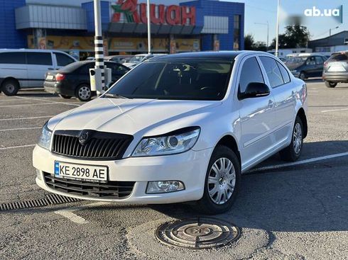 Skoda Octavia 2012 - фото 3