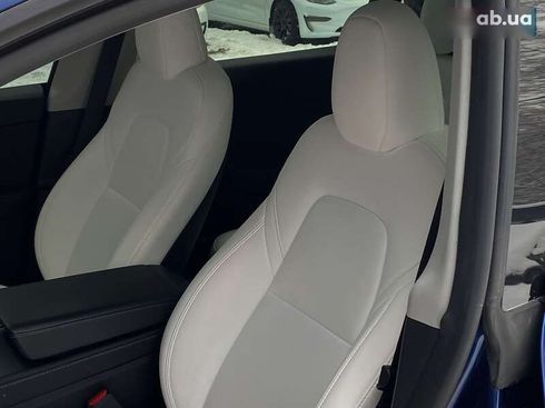 Tesla Model Y 2024 - фото 14